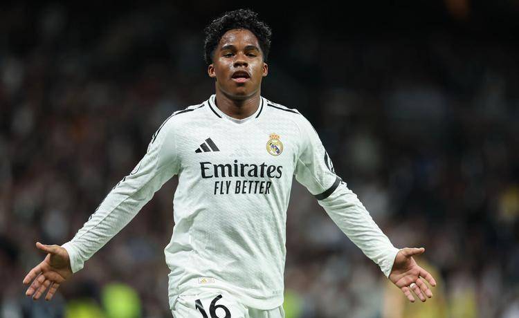 皇马6000万欧刮出谢谢惠顾，17岁天才西甲现原形